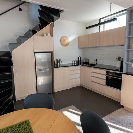 Deluxe Inner-City Apartment On Moray Dunedin Dış mekan fotoğraf