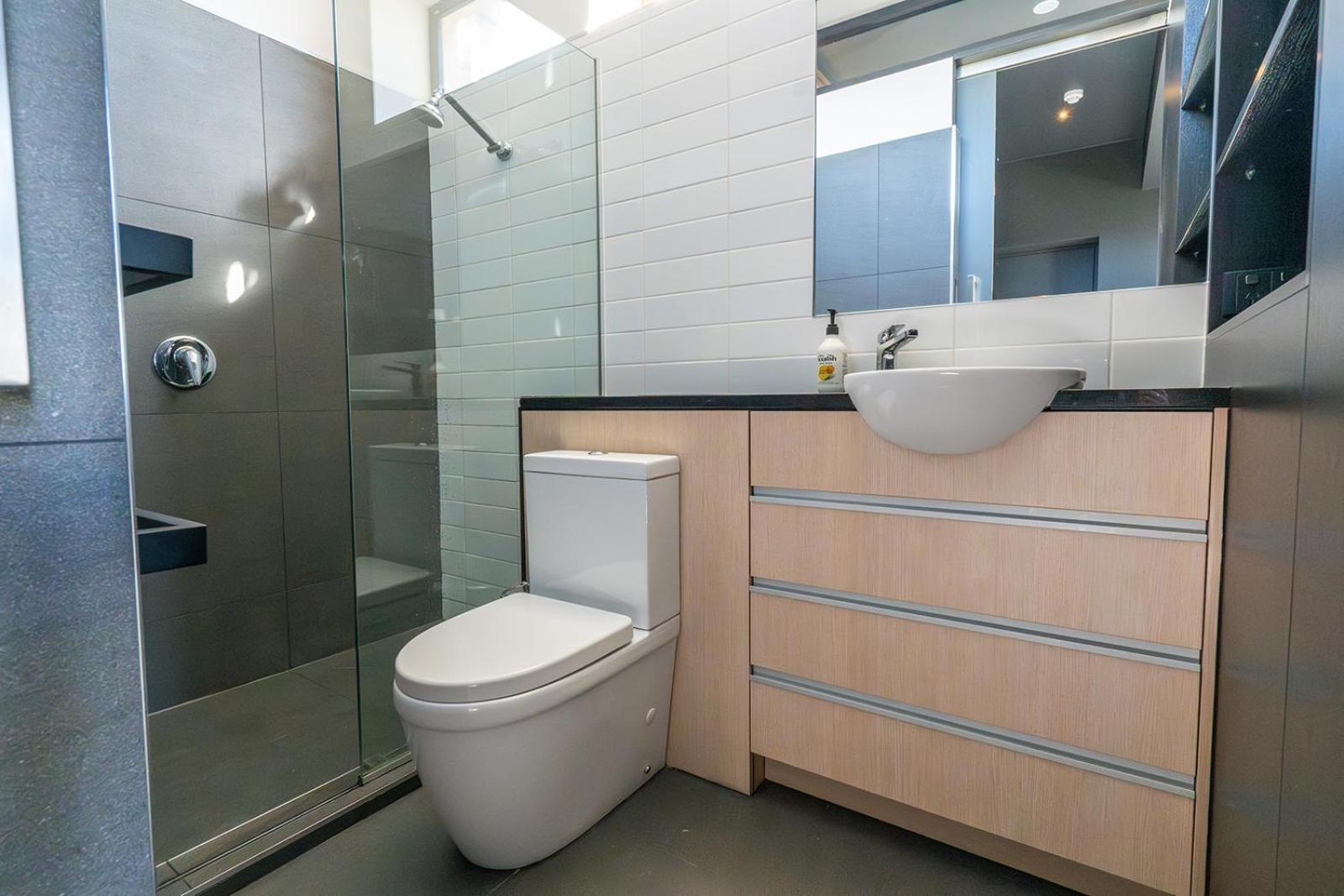 Deluxe Inner-City Apartment On Moray Dunedin Dış mekan fotoğraf
